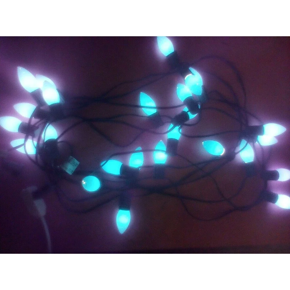 Hobby Lobby Ceramic Blue C9 25 count Incandescent Christmas Lights